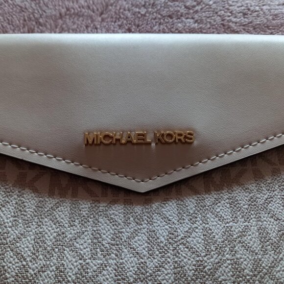 Michael Kors White and Gray Clutch - Picture 2 of 7